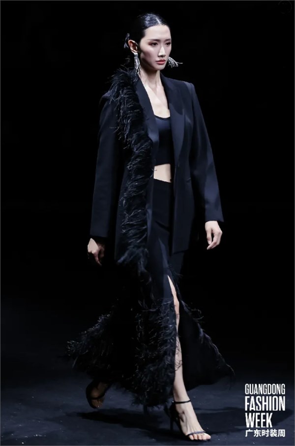 Mystic Promise 神秘之约｜C+C CHEER CHIC 亮相广东时装周 演绎独立女性灵魂之约