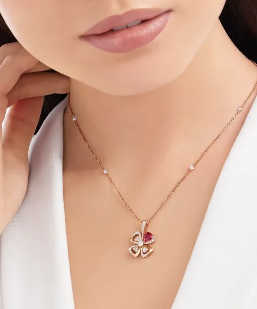 宝格丽 Fiorever 咏绽系列：以花为语，镌刻永恒浪漫