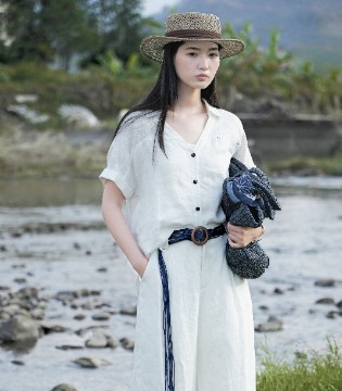 堓上女装26夏季新款：解锁夏日多元时尚美学