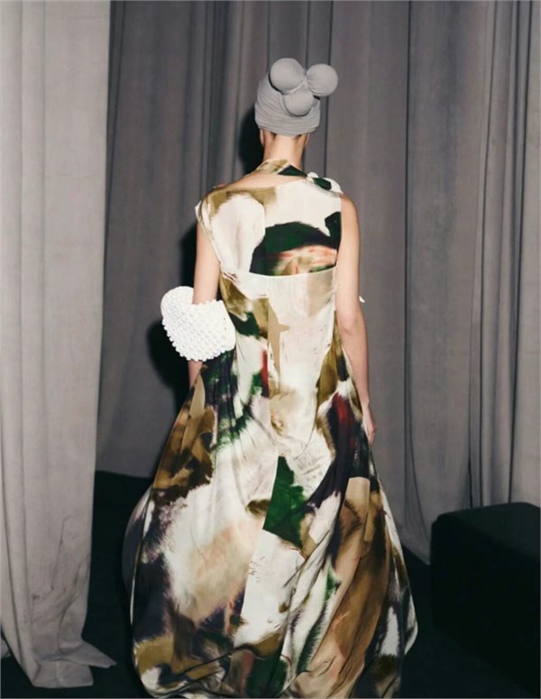 Marisfrolg 2026春夏系列「即兴节奏」时装秀场回顾