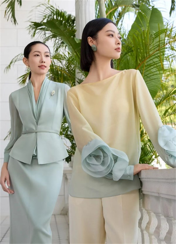 15HOURS｜轻轻入夏，以衣为笺写就清冷浪漫的诗篇