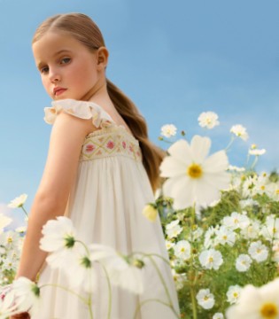 Bonpoint调香师的花园：以衣为笺，镌刻春日的童真诗行