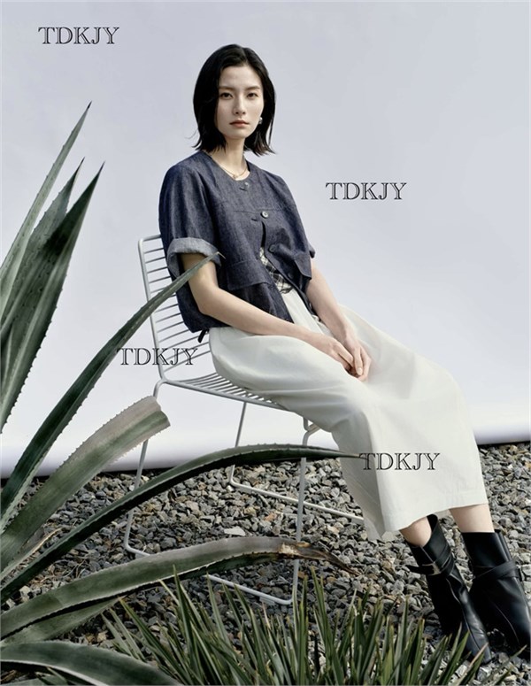 不费力的优雅，才是夏日最高级的浪漫｜汀丁可2026新品