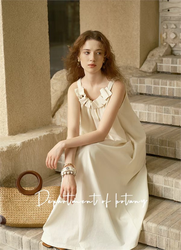 𝐕𝐈𝐄𝐀Í𝐍𝐆 2026 SUMMER｜指尖有夏，触觉漫游——在圣特罗佩，收藏一片会呼吸的夏天