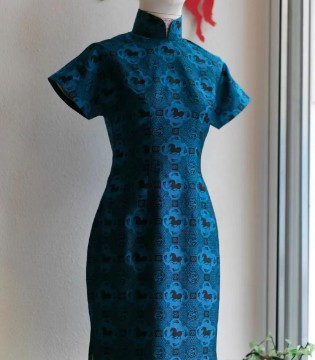 旗袍计划｜天华马纹锦·以东方图腾，织就港风新章