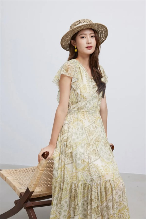 SFLAVOR | 风遇清夏，把松弛感穿成日常诗