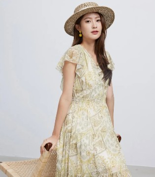 SFLAVOR | 风遇清夏，把松弛感穿成日常诗