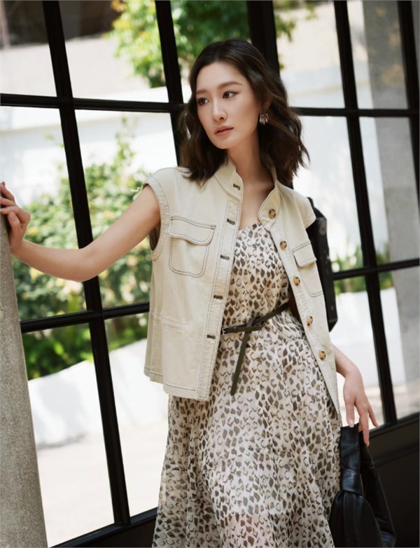 DESIGNICE迪赛尼斯初夏衣语：以天丝汉麻为笺，写一封与自由的情书