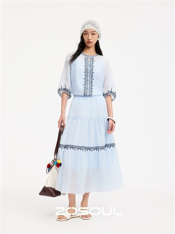佐色2026夏新品：用波西米亚裙与法式T，陪你开启一场说走就走的夏日之约
