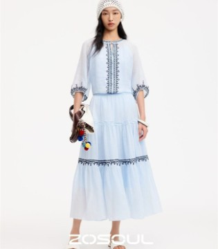 佐色2026夏新品：用波西米亚裙与法式T，陪你开启一场说走就走的夏日之约