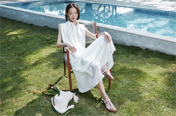 百图女装品牌2026夏季形象片