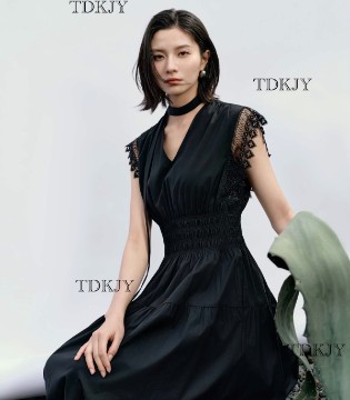 汀丁可 | 2026夏季新款 · 一条裙子，两种心动