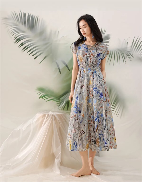 MIIDI谜底女装 · 轻扬处，夏天刚刚好