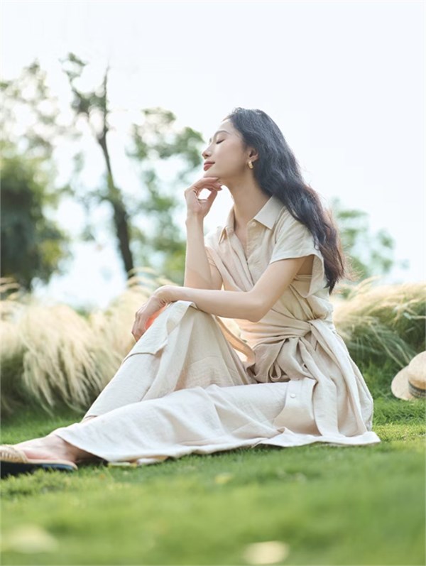 水云间 | 和亚麻过夏，把日子穿成一首月光诗