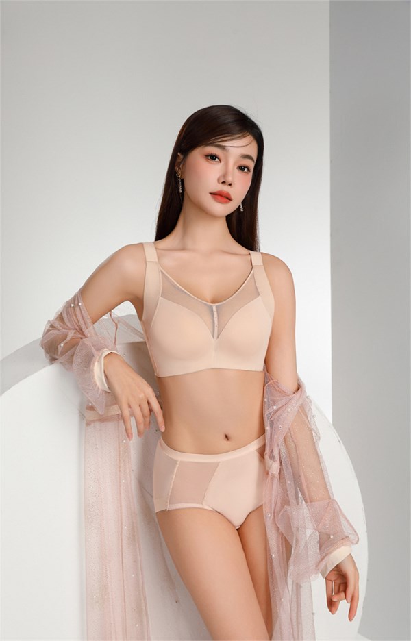 尚黛尔蕾丝内衣，性感和舒服可以同时拥有