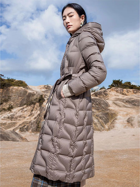 纤QIAN女装品牌2024秋冬