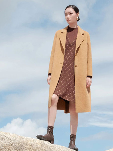 纤QIAN女装品牌2024秋冬