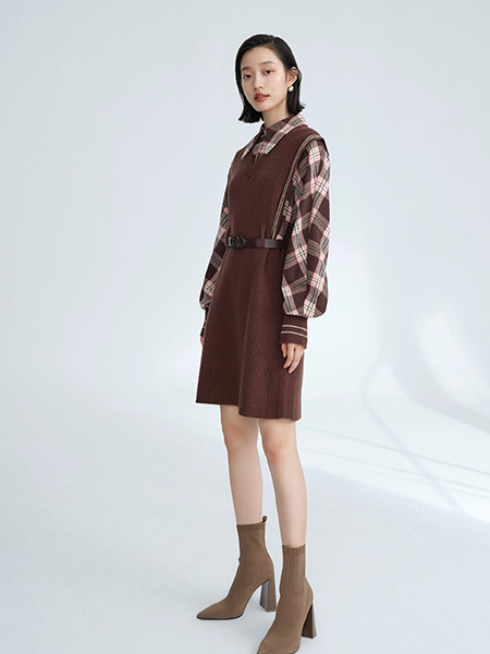 罗曼可女装品牌2025春夏
