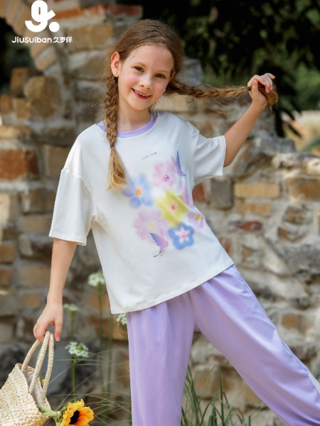 久岁伴童装品牌2025春季新品