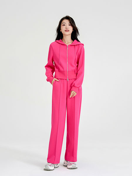 依维妮女装品牌2025春夏