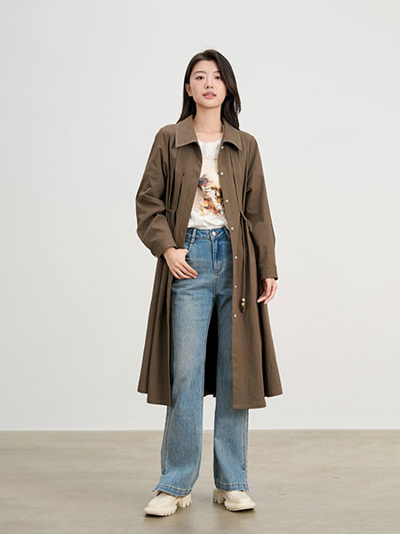 依维妮女装品牌2025春夏