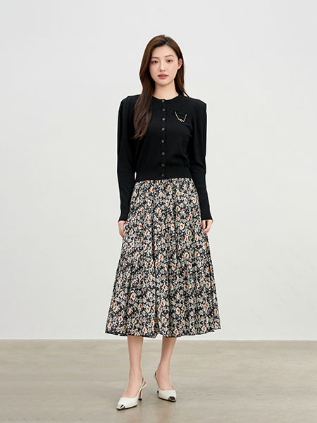 依维妮女装品牌2025春夏