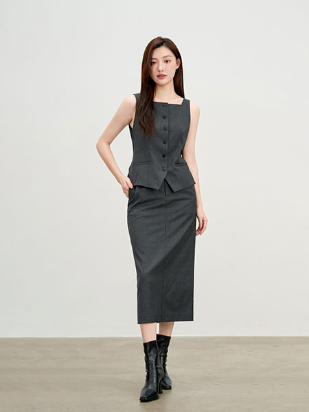 依维妮女装品牌2025春夏