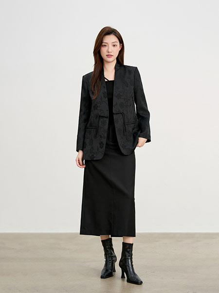 依维妮女装品牌2025春夏