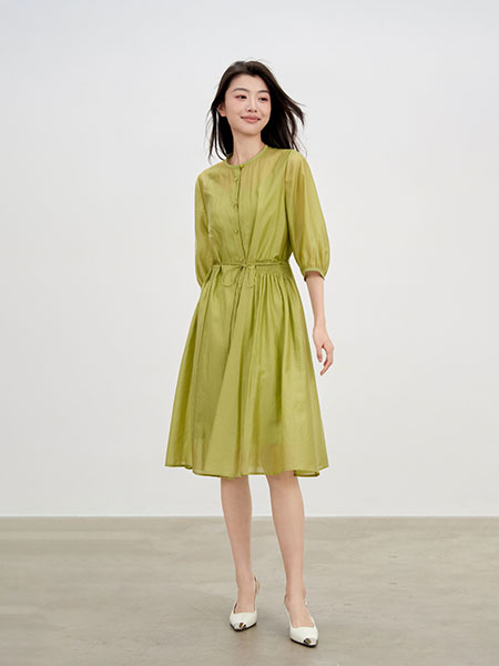 依维妮女装品牌2025春夏