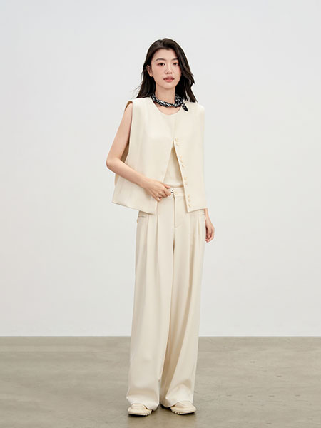 依维妮女装品牌2025春夏