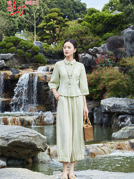 曼茜纱女装品牌2025春夏新品