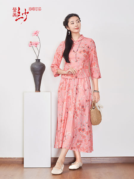 曼茜纱女装品牌2025春夏新品