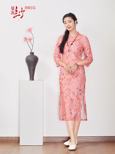 曼茜纱女装品牌2025春夏新品