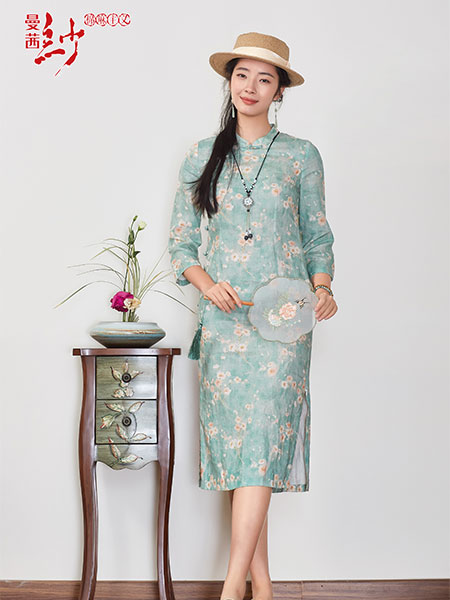 曼茜纱女装品牌2025春夏新品