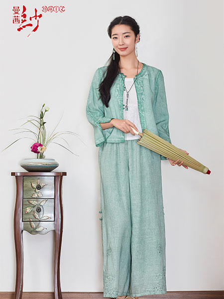 曼茜纱女装品牌2025春夏新品