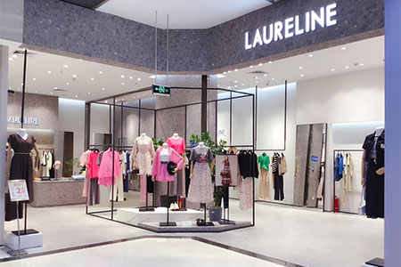 珂尼蒂思女装品牌店铺展示
