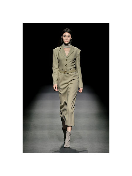 珂尼蒂思女装品牌2025春季