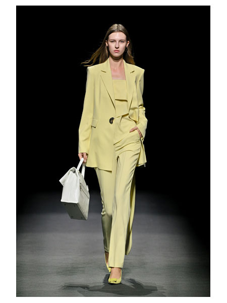 珂尼蒂思女装品牌2025春季