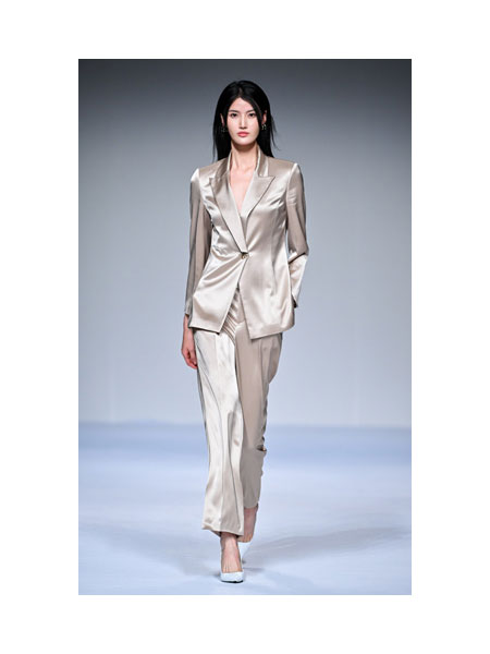 珂尼蒂思女装品牌2025春季