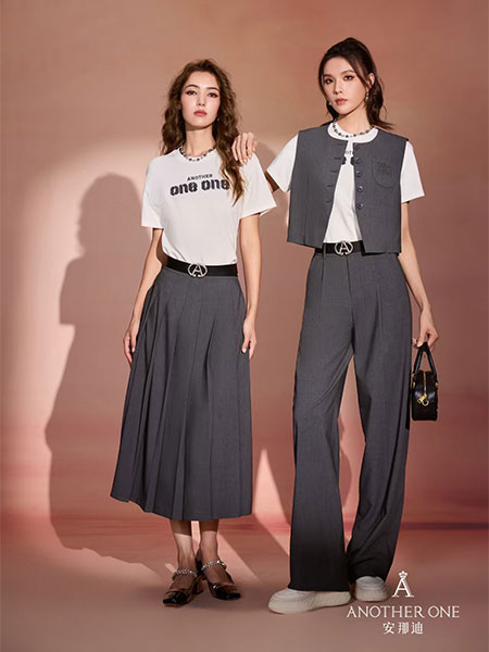 ANOTHER ONE女装品牌2025春夏
