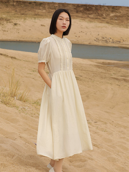 荣子女装品牌2025夏季