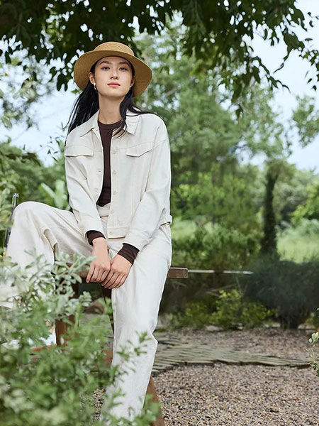 堓上女装品牌2025春季