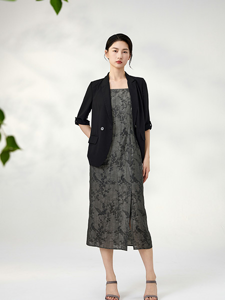 禾等Helen Moda女装品牌2025春夏