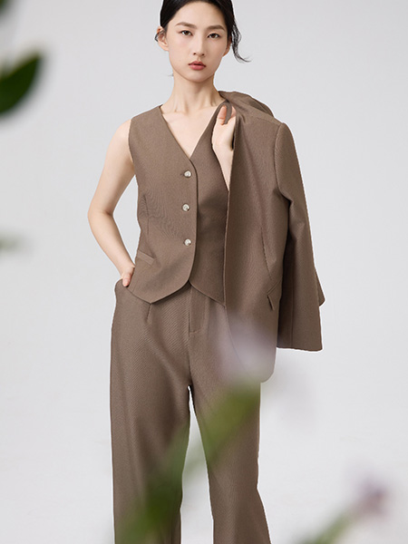 禾等Helen Moda女装品牌2025春夏