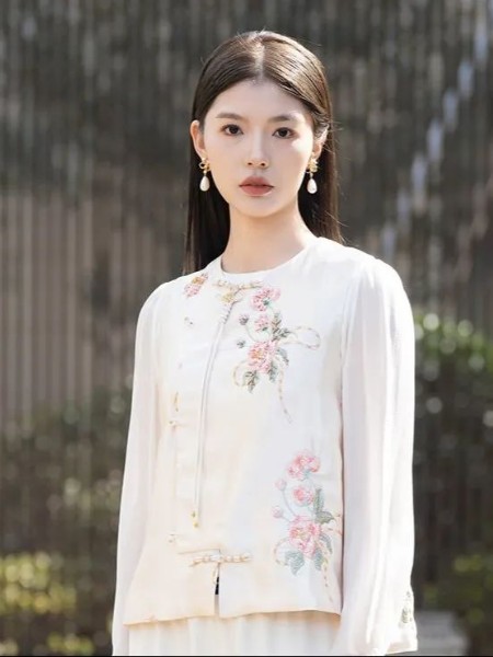惠兰朵女装品牌2025夏装