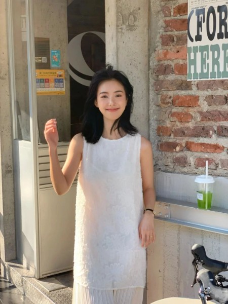 德玛纳[dmé]女装品牌2025夏装新品展示