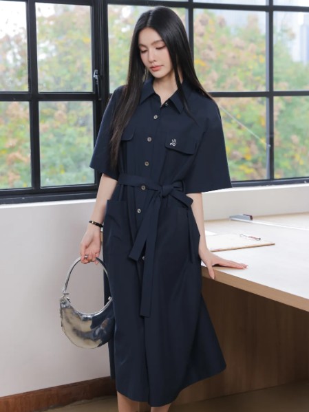 那汀女装休闲时尚舒适透气凉感短袖2025夏季新款