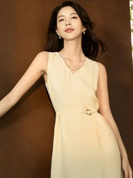 娅丽达女装淑女温柔收腰显瘦甜美连衣裙2025夏季新款