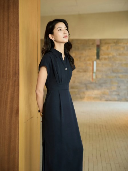 娅丽达女装淑女温柔收腰显瘦甜美连衣裙2025夏季新款