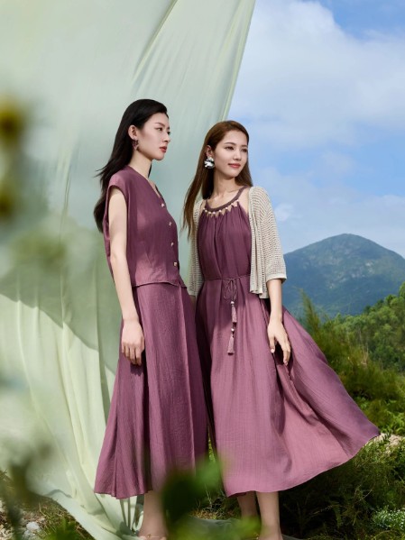 优美世界(umisky)女装波西米亚度假风时尚宽松连衣裙2025夏季新款